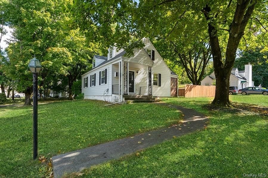 40 Kinderhook Dr, Poughkeepsie, NY 12603 Zillow