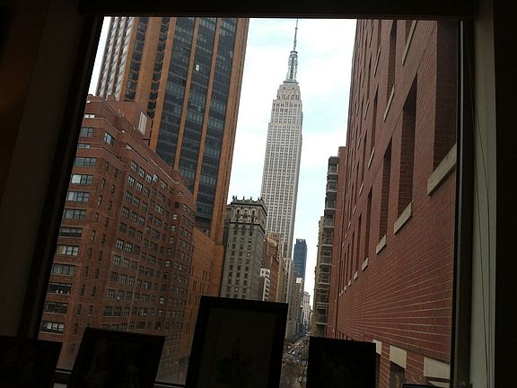 5th image of 143 E 34th St APT 11S
