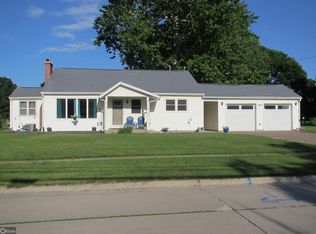505 S Walnut St, Mount Pleasant, IA 52641
