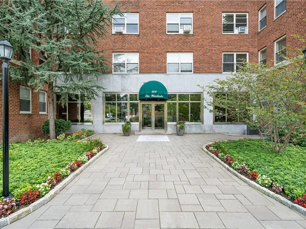 900 Palmer Road #10-F, Bronxville, NY 10708