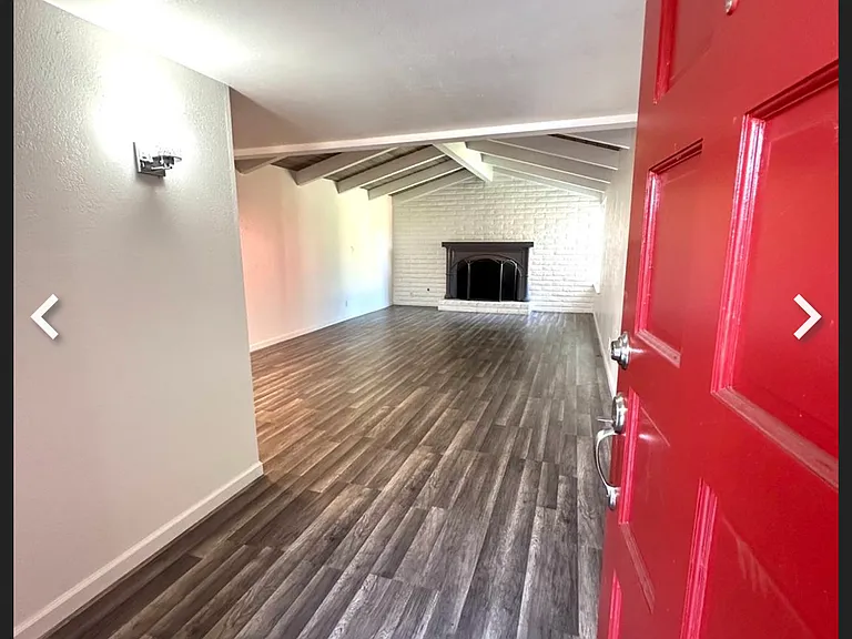 833 N Rector Way — Photo 11