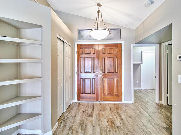 5th image of 5723 E Anderson Dr