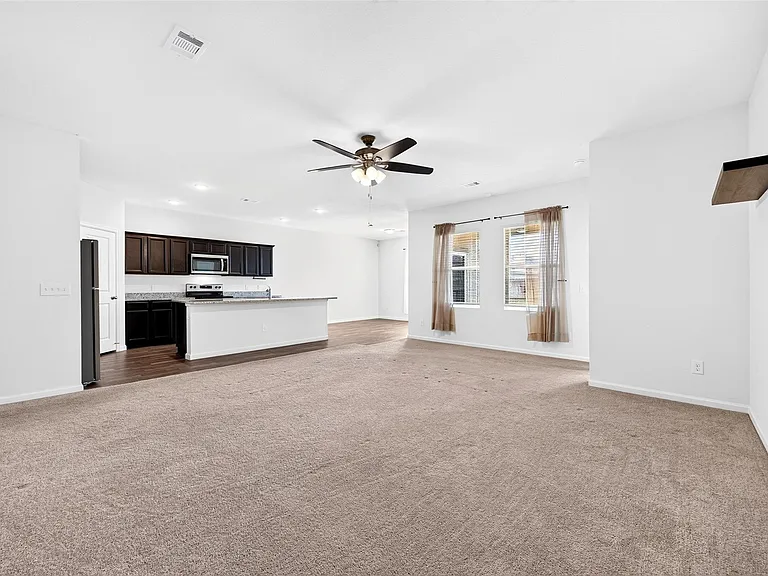 1024 Banyon Tree Ln — Photo 17