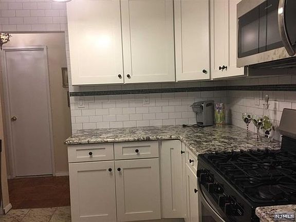 2nd image of 2150 Center Ave APT 6A