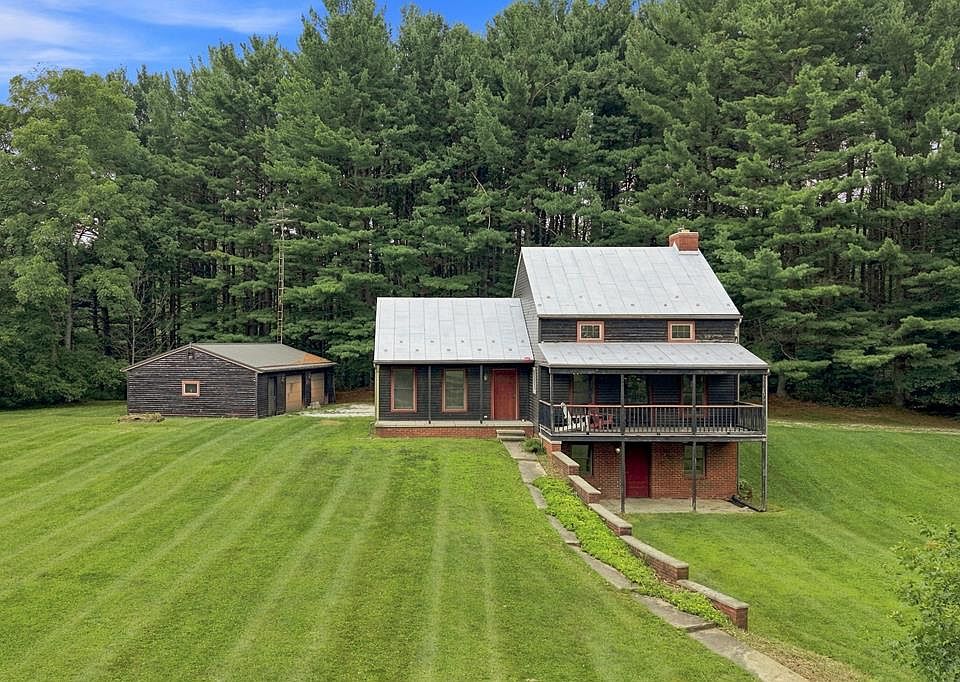 1st image of 528 Alexander Rd