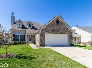 10812 Washington Bay Dr, Fishers, IN 46037