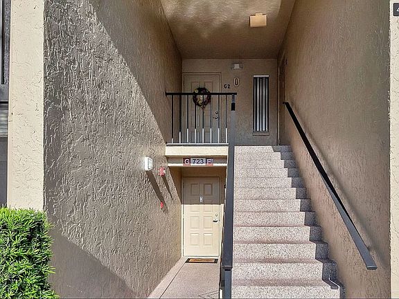 4th image of 723 Sunny Pine Way APT G2