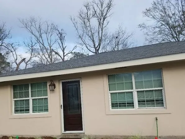 1412 Plum St, Patterson, LA 70392