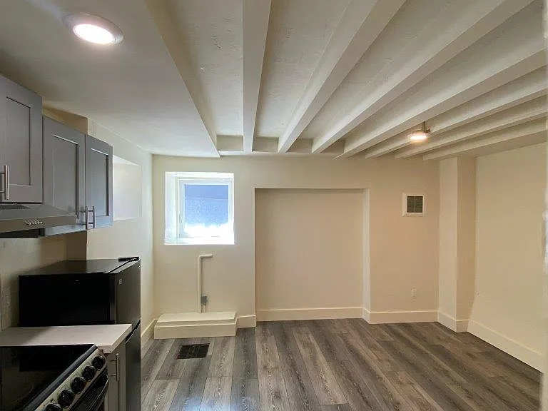 2312-14 Ellsworth Street — Photo 21