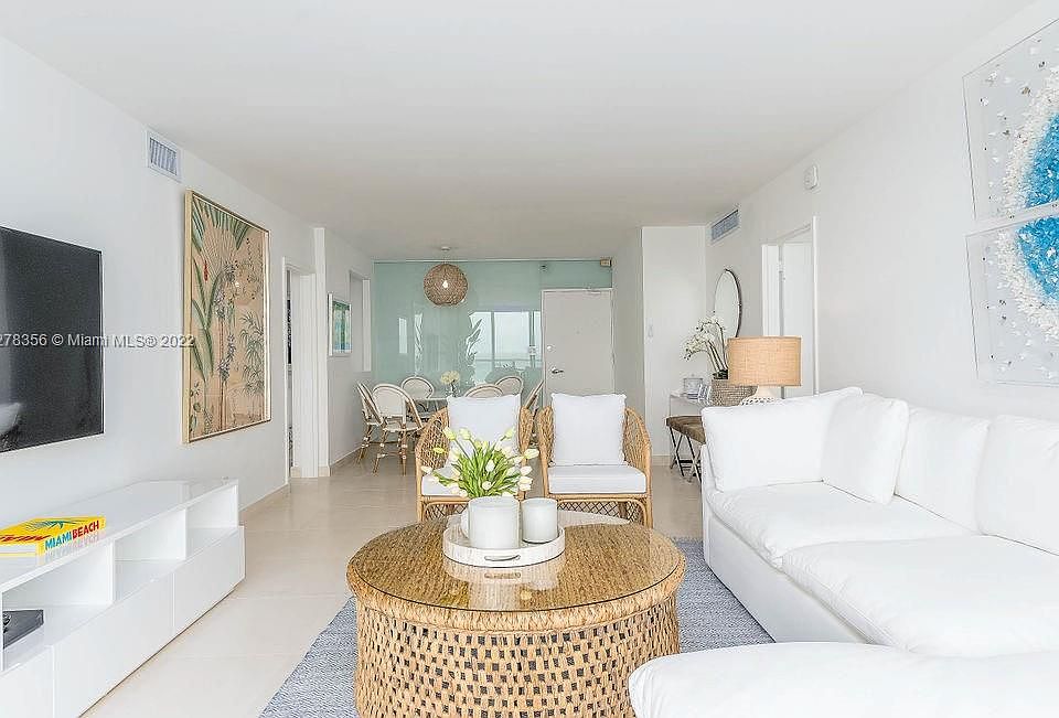 1st image of 5161 Collins Ave APT 1515