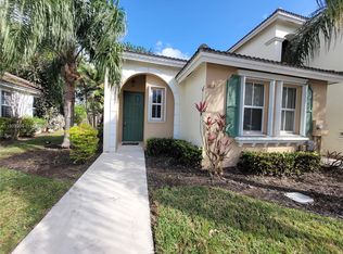 1017 NE 42nd Pl, Homestead, FL 33033