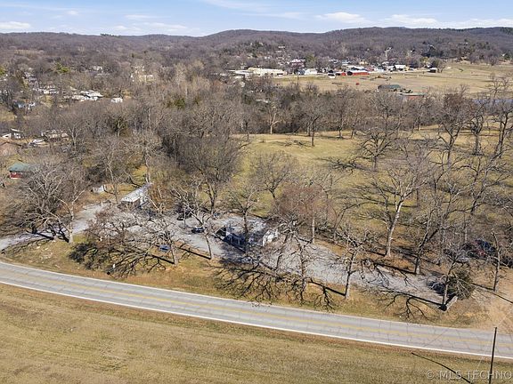 4th image of 600 S Main St