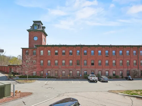 1511 Main St #Cph3, Worcester, MA 01603