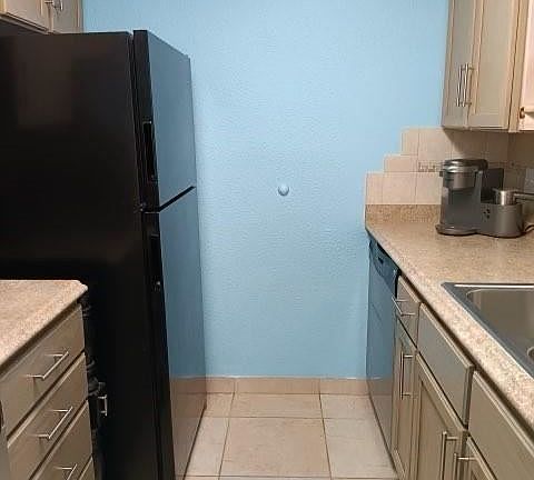 3rd image of 3220 69th St APT A4