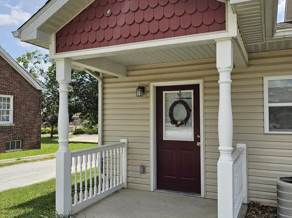 312 W Monroe St #1, Carbondale, IL 62901