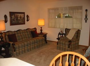 82 Northpointe Ln, Newark, OH 43055