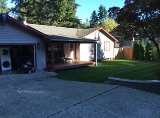7612 Oak Park Dr NW, Bremerton, WA 98311