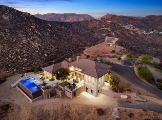 5610 Moorefield Dr N, El Cajon, CA 92019