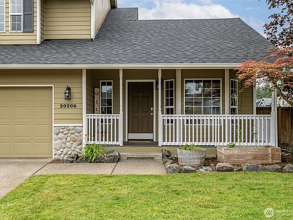 3rd image of 20208 81st Avenue Ct E