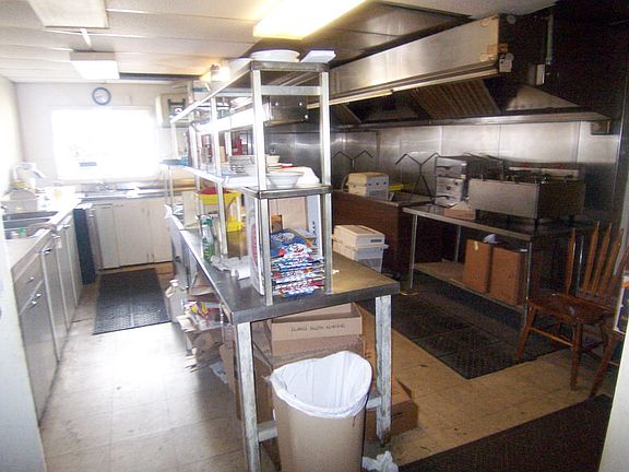 3rd image of 120 S Broad St