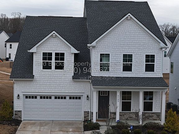 2nd image of 6129 Alsace Ln #108
