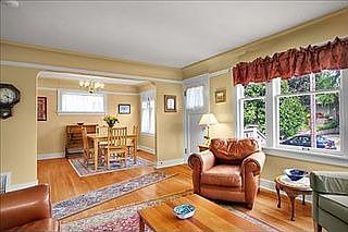 3rd image of 7019 Brooklyn Ave NE