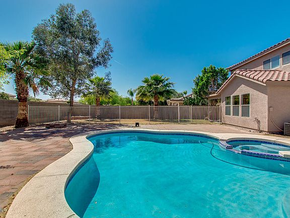 5th image of 2173 E Wildhorse Dr