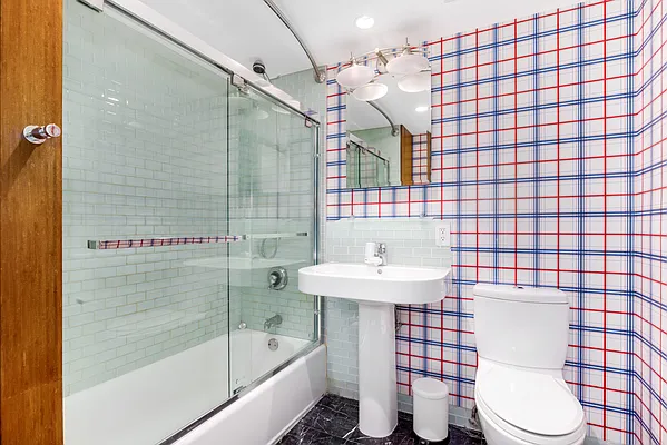 Rented by Compass | media 12