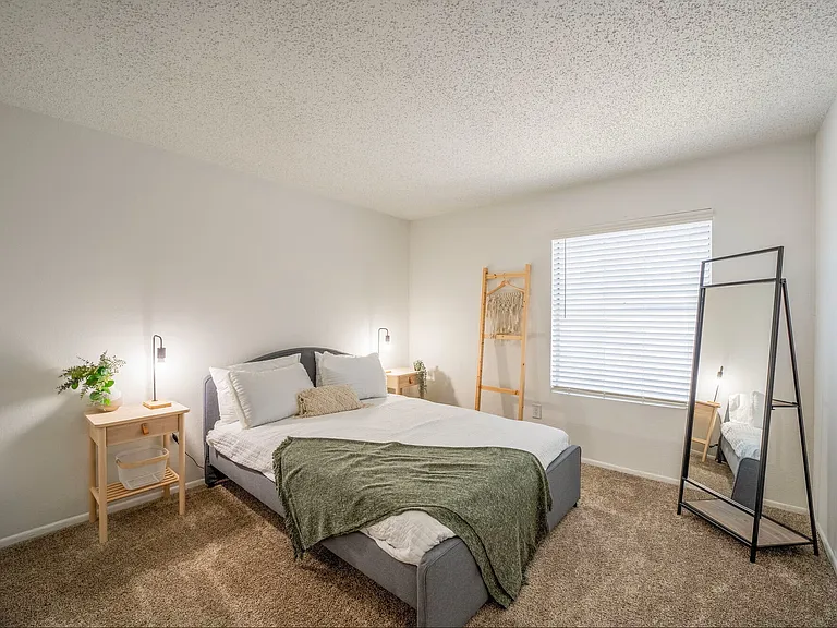 Residences at Medical — Photo 12