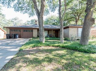 7313 Martha Ln, Fort Worth, TX 76112
