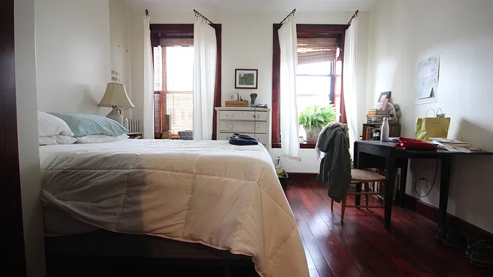 Rented by Nooklyn NYC LLC | media 31