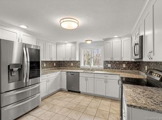 107 Gwen Rd, Meriden, CT 06451