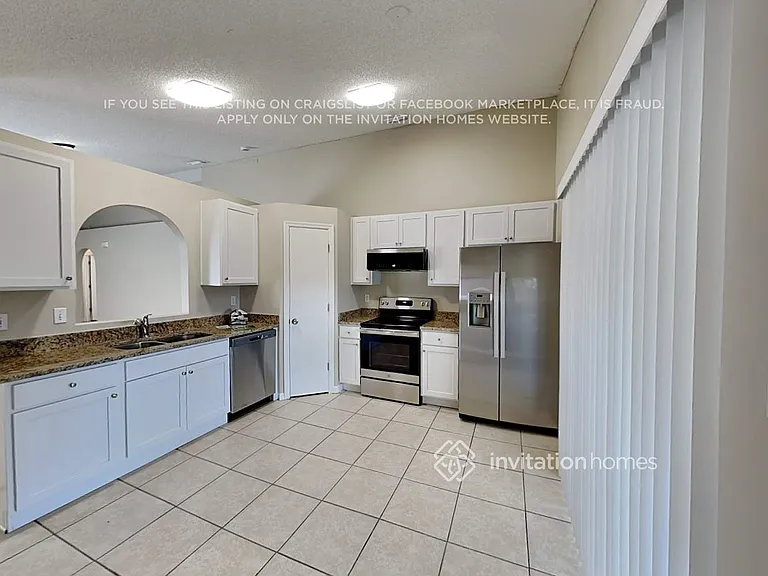 2836 Maderia Cir — Photo 6