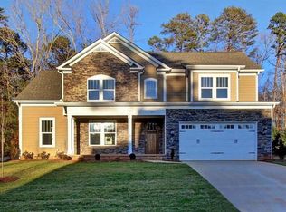 1211 39th Ave NE, Hickory, NC 28601