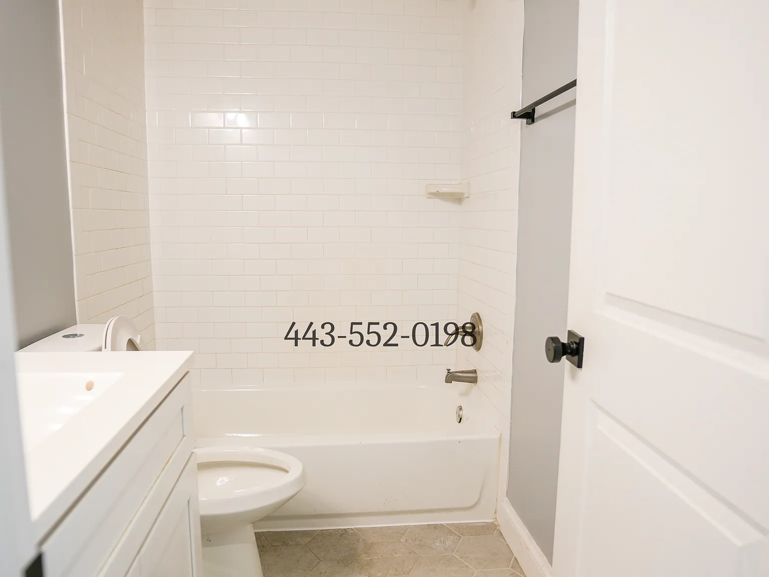 3404 Eastern Ave — Photo 4