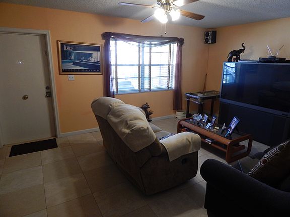 3rd image of 4524 SW 54th St APT 503