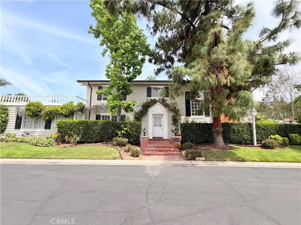 21956 Yellowstone Ln, Lake Forest, CA 92630