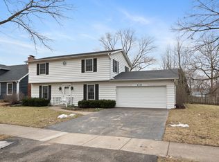 6135 Lyman Ave, Downers Grove, IL 60516