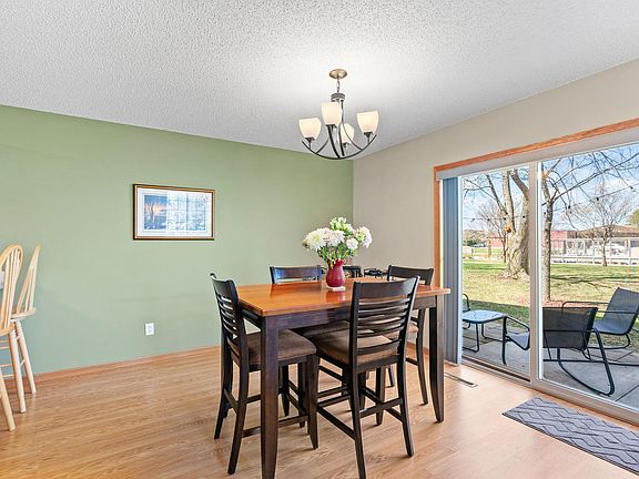 5th image of 809 Horizon Dr SE