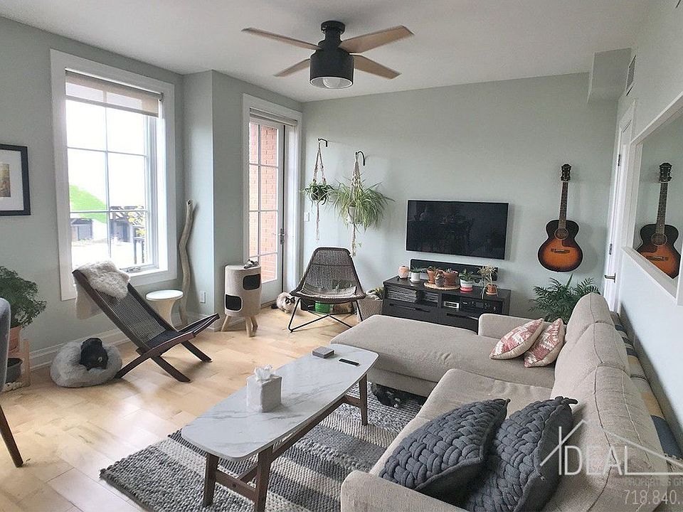 1st image of 203 9th St APT 9
