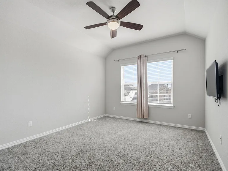 1009 Calendula Trl — Photo 27