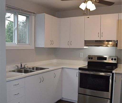 2nd image of 1855 Aldersbrook Rd #11