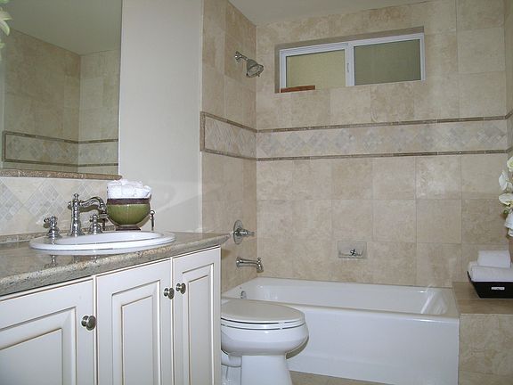 1st Floor Bathroom