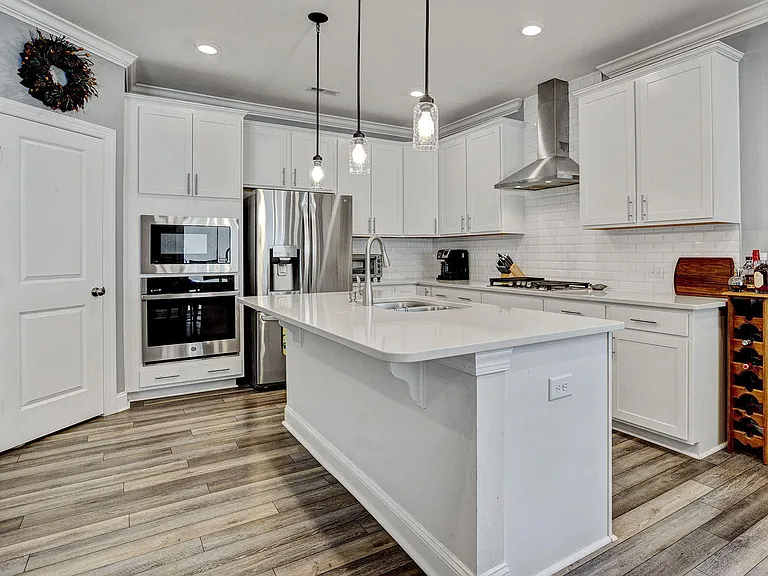 244 Chateau Way — Photo 14