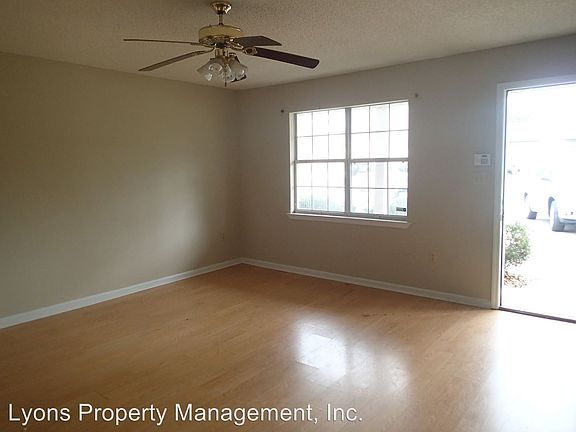 4th image of 2117 A&b Houston Ave