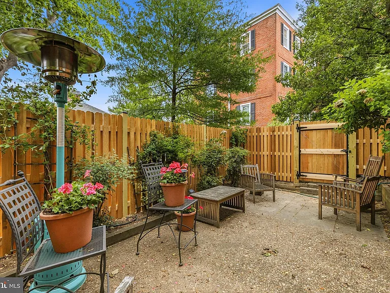 2909 S Dinwiddie St — Photo 21