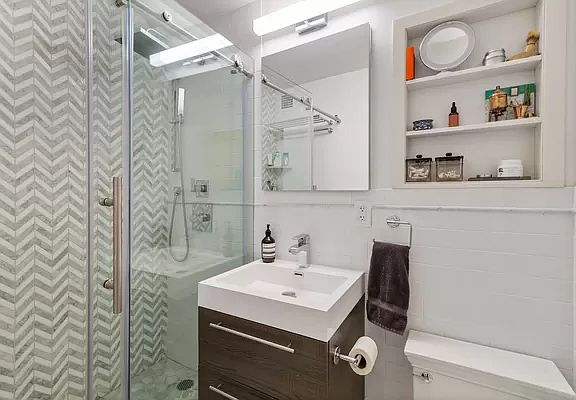 4th image of 85 Livingston St APT 6B
