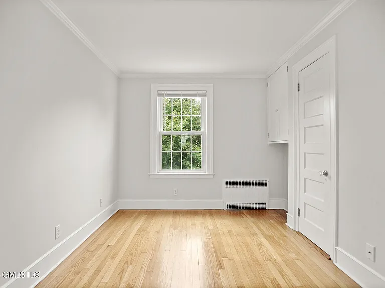 41 Ridge St #2 — Photo 8