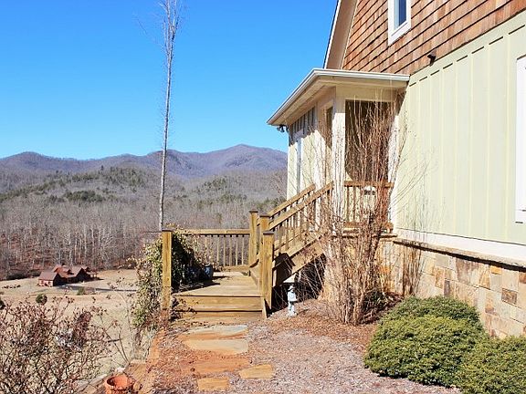 3rd image of 89 Rolling Hills Ct