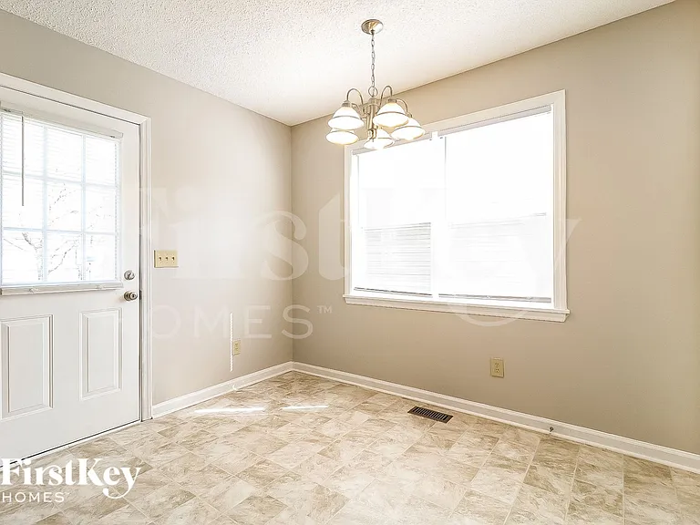 3817 Central Ave — Photo 5